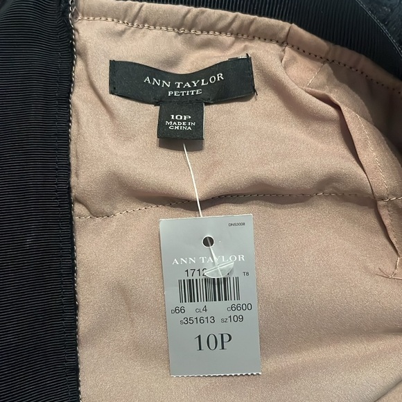 NWT Ann Taylor Petite Eyelash Lace Skirt Black & Tan Size 10P - Picture 7 of 9